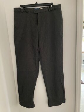 Dockers Women's Straight Leg Pants in dark gray